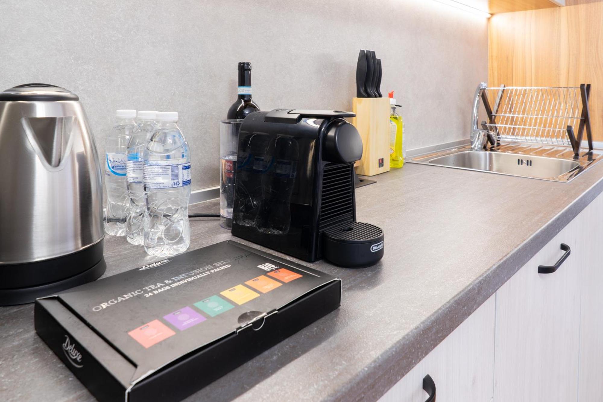 New Modern & Cozy Apartment With Free Private Parking And Ev Charging Station Varna Exterior foto