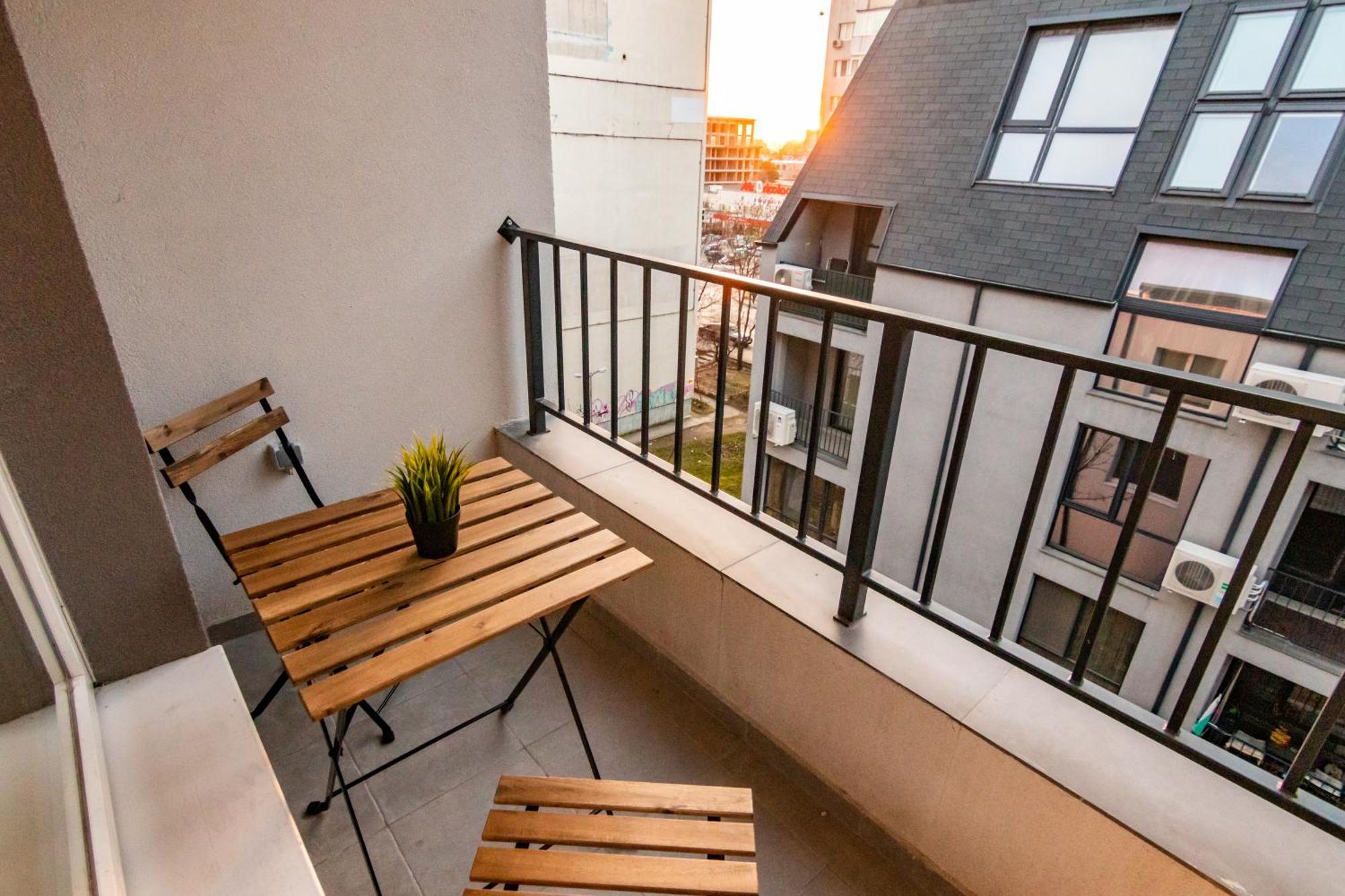 New Modern & Cozy Apartment With Free Private Parking And Ev Charging Station Varna Exterior foto